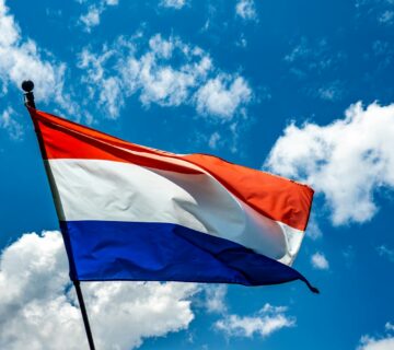 Chris robert T8smAZ6rzC8 unsplash 360x320